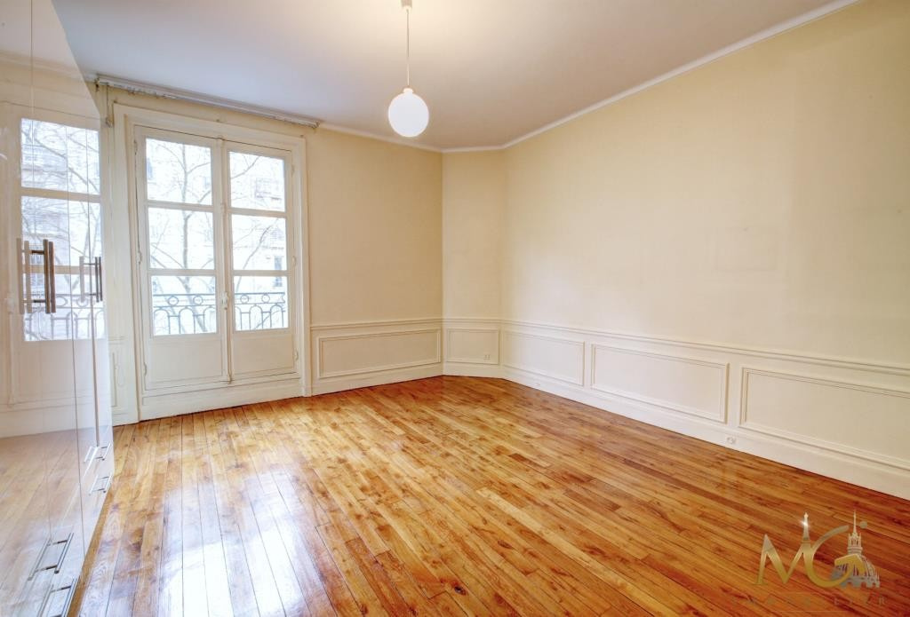06 - CHAMBRE 1