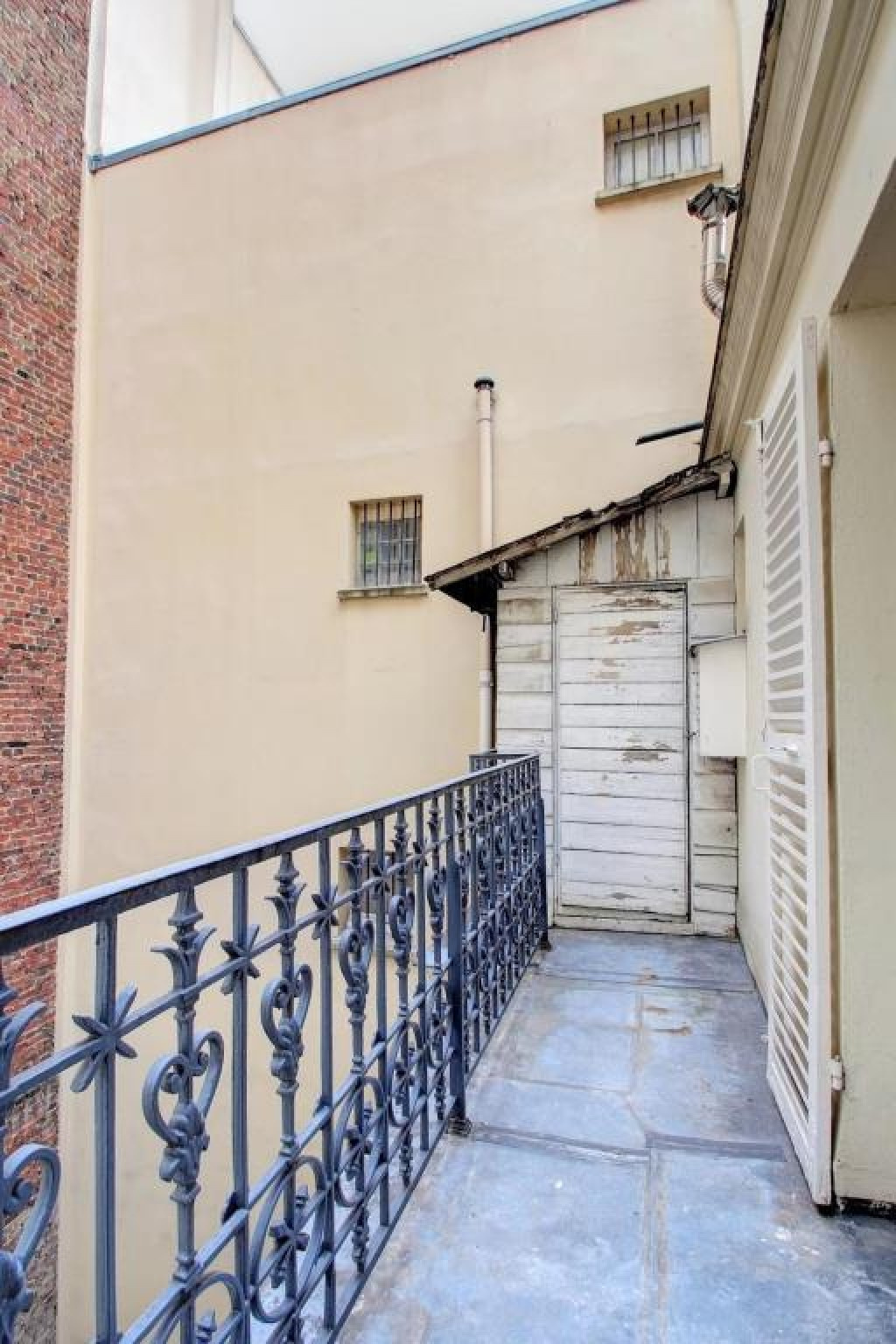 12-BALCON CHAMBRE